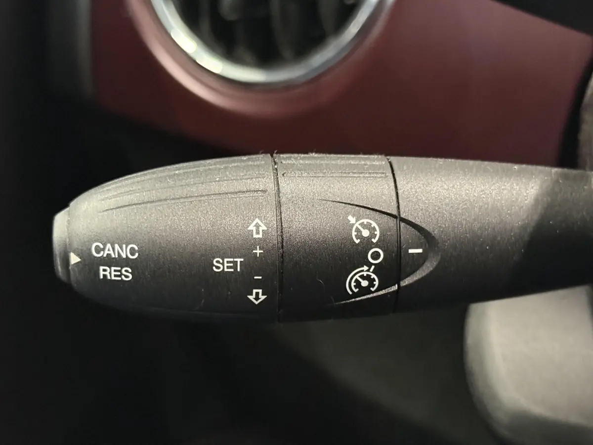 1.2 Star Navigatie Climate Control Parkeersensoren Virtual Cockpit Cruise control Leder  LMV 16"
