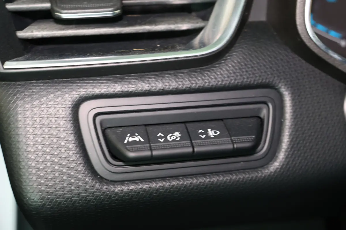 1.6 E-Tech Hybrid 140 Business Zen AVM NAVI AUTOMAAT PDC CRUISE "21