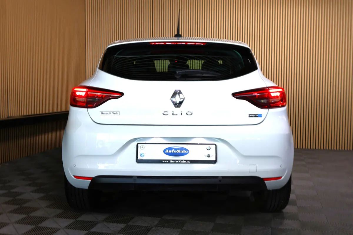 1.6 E-Tech Hybrid 140 Business Zen AVM NAVI AUTOMAAT PDC CRUISE "21