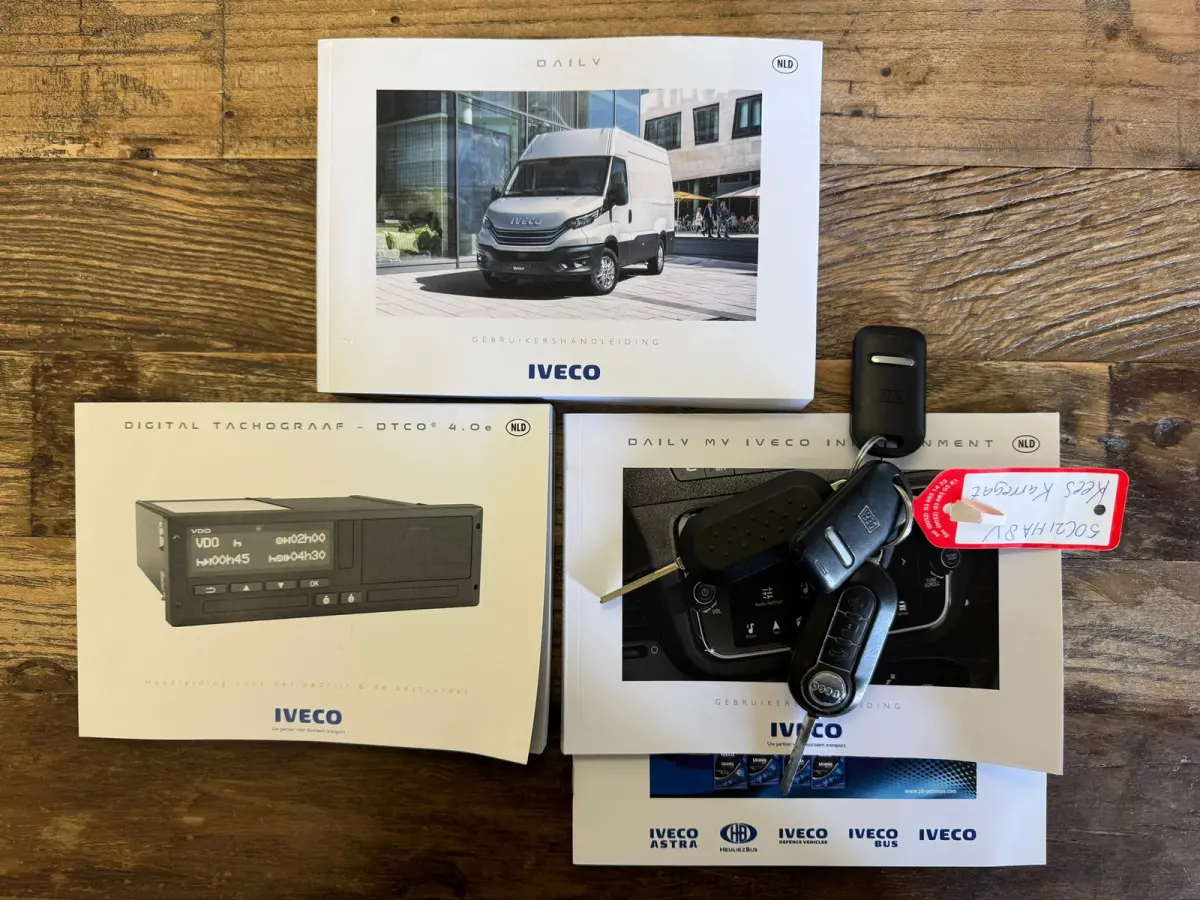 L3H2 50C21 AUT. NAVI-CARPLAY-PDC-CAMERA-CRUISE-CLIMATE-TREKHAAK
