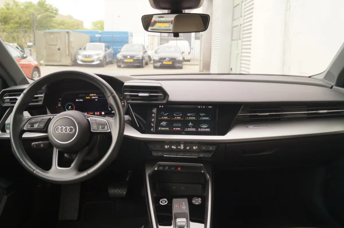40 TFSIe PHEV Business Edition -PANO-LEER-ECC-