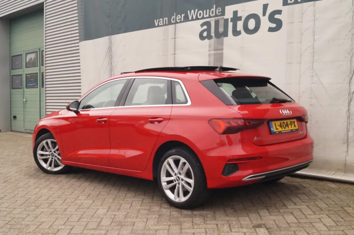 40 TFSIe PHEV Business Edition -PANO-LEER-ECC-