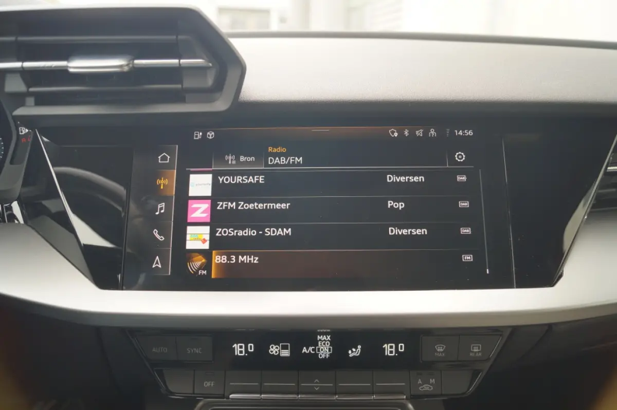 40 TFSIe PHEV Business Edition -PANO-LEER-ECC-