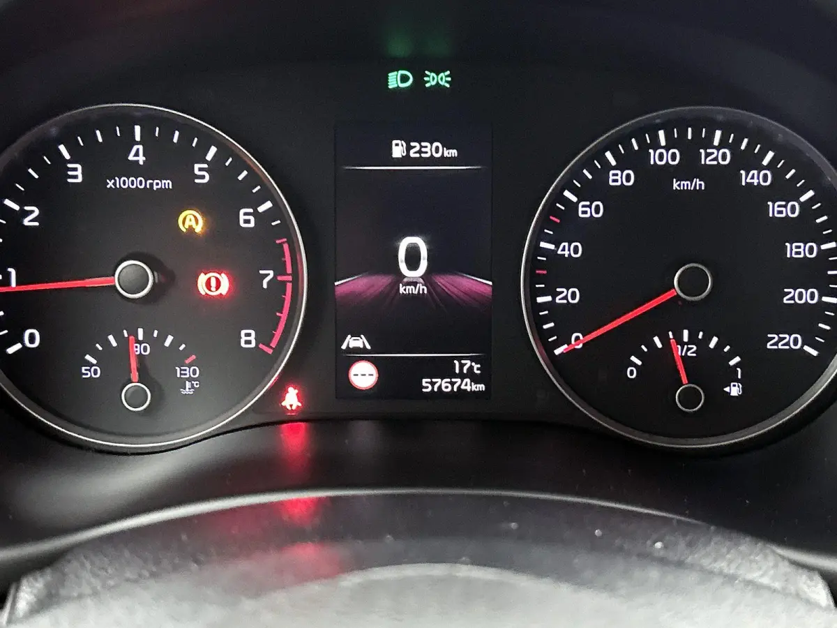1.0 T-GDi MHEV DynamicPlusLine | Navigatie | Apple Carplay/ Android Auto | Climate control | Parkeer sensoren | Camera | Cruise Control | LMV |