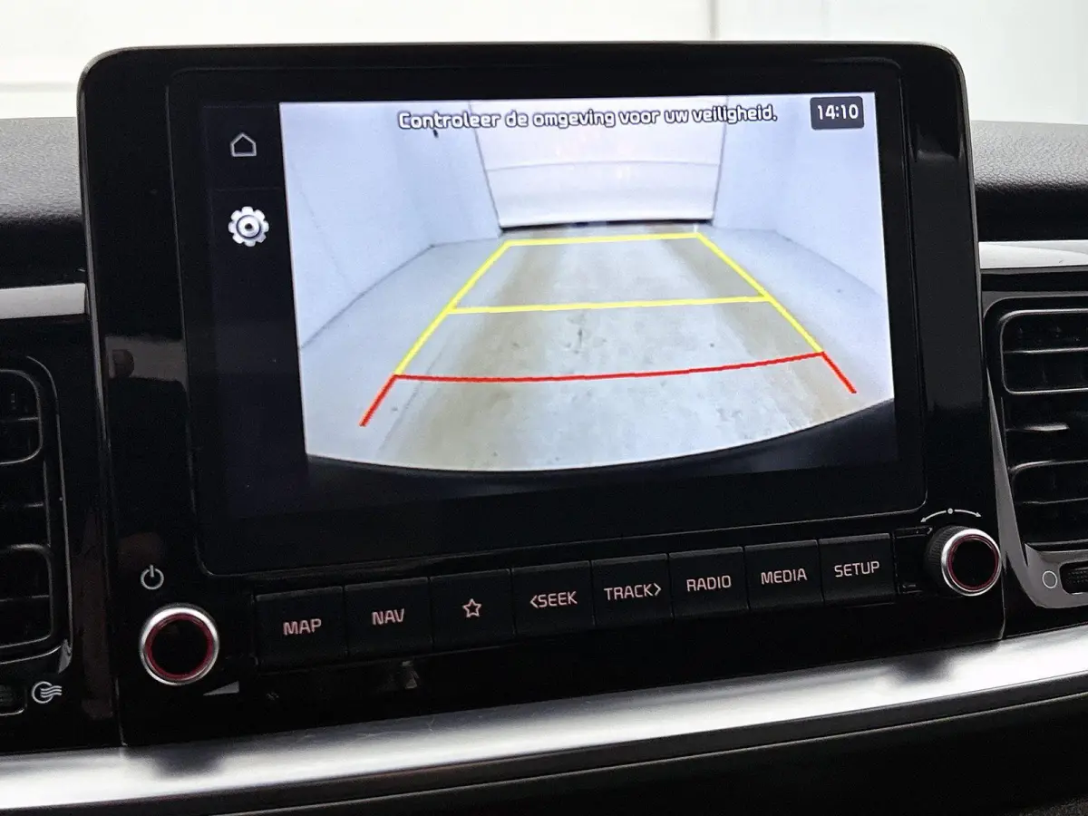 1.0 T-GDi MHEV DynamicPlusLine | Navigatie | Apple Carplay/ Android Auto | Climate control | Parkeer sensoren | Camera | Cruise Control | LMV |