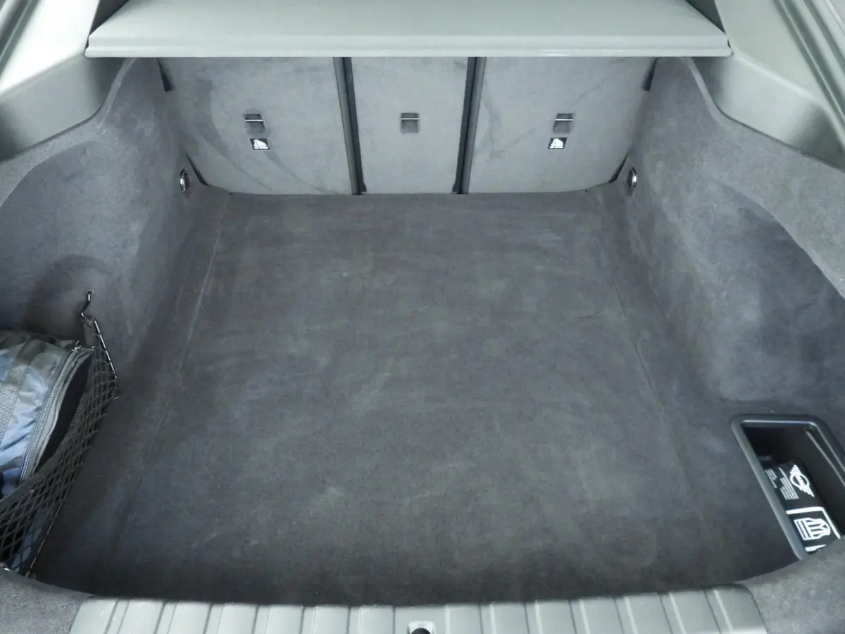 430i xDrive | M-Sportpakket | LED | Navigatie | Schuifdak | Sportstoelen | Stoelverwarming | DAB | Alu 18 inch