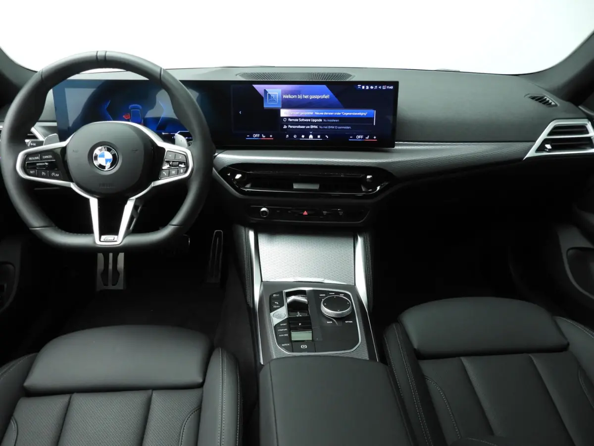 430i xDrive | M-Sportpakket | LED | Navigatie | Schuifdak | Sportstoelen | Stoelverwarming | DAB | Alu 18 inch