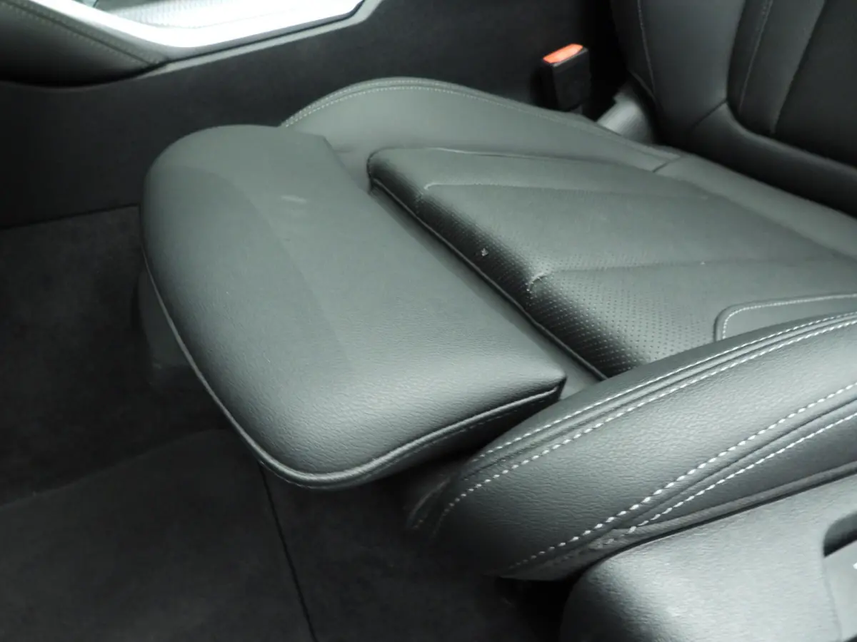 430i xDrive | M-Sportpakket | LED | Navigatie | Schuifdak | Sportstoelen | Stoelverwarming | DAB | Alu 18 inch