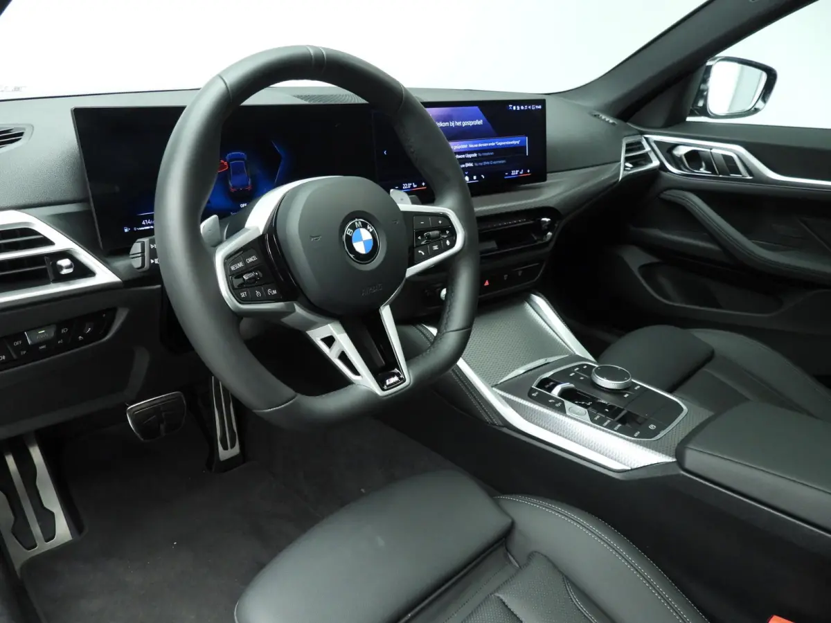 430i xDrive | M-Sportpakket | LED | Navigatie | Schuifdak | Sportstoelen | Stoelverwarming | DAB | Alu 18 inch