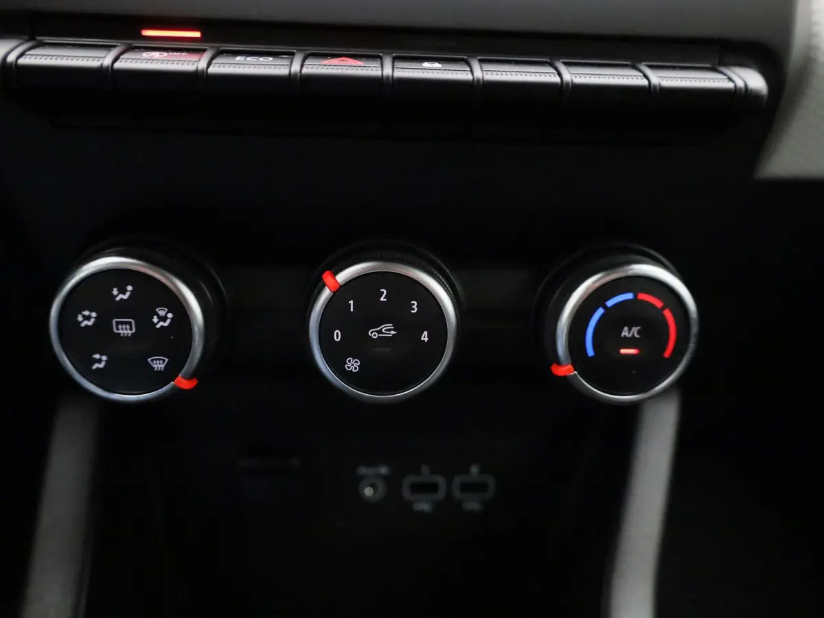 1.0 TCe 90 Evolution | APPLE CARPLAY - ANDROID AUTO | CRUISE CONTROL | AIRCO | PARKEERSENSOREN |