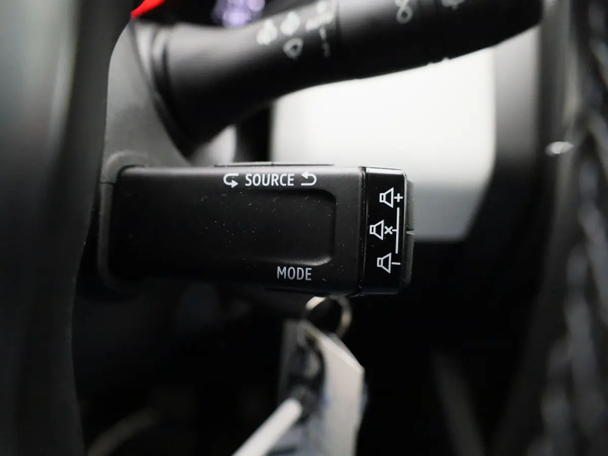 1.0 TCe 90 Evolution | APPLE CARPLAY - ANDROID AUTO | CRUISE CONTROL | AIRCO | PARKEERSENSOREN |