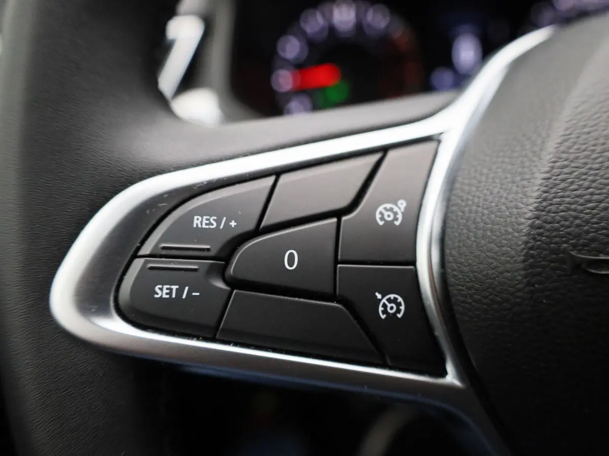 1.0 TCe 90 Evolution | APPLE CARPLAY - ANDROID AUTO | CRUISE CONTROL | AIRCO | PARKEERSENSOREN |