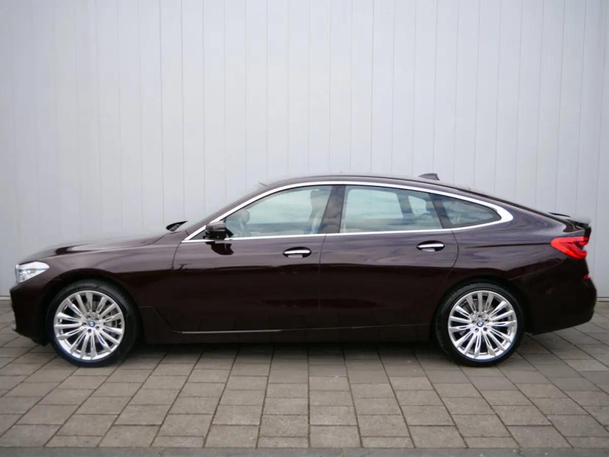 Gran Turismo 630i High Executive 259 Pk Automaat Navi / DAB / Apple Carplay / Camera / Leer / Pano-dak