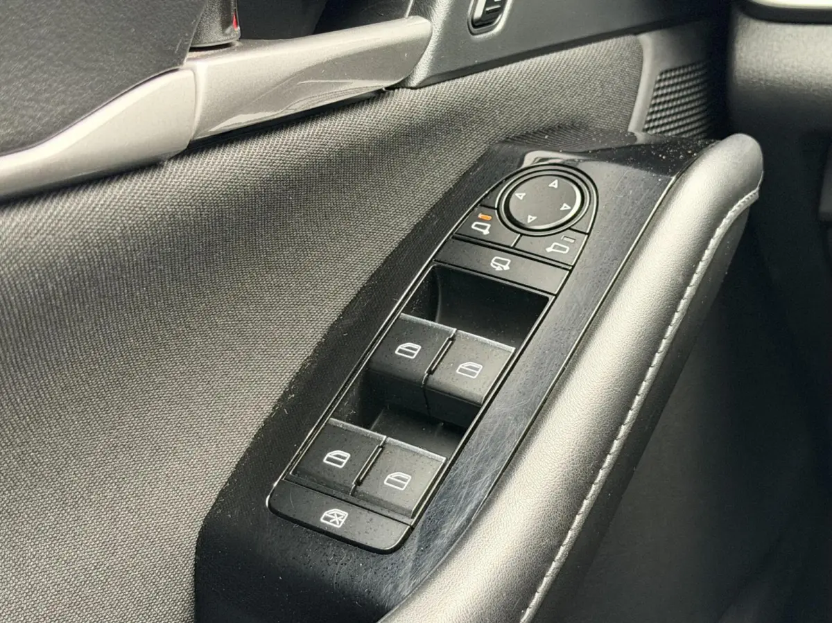 2.0 e-SkyActiv-G M Hybrid | Head-up | Carplay | Navi | Led | NL-Auto