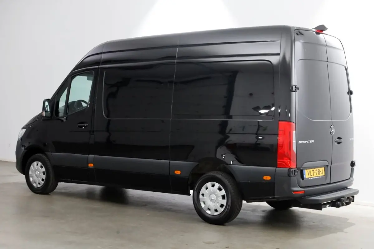 314 CDI 143pk RWD L2H2 Navi/Camera/Trekhaak 3500kg 02-2020