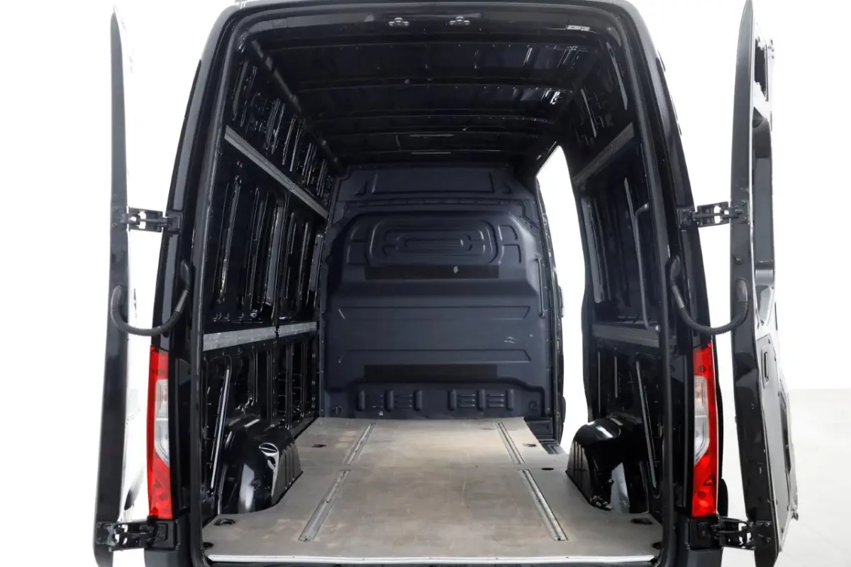 314 CDI 143pk RWD L2H2 Navi/Camera/Trekhaak 3500kg 02-2020