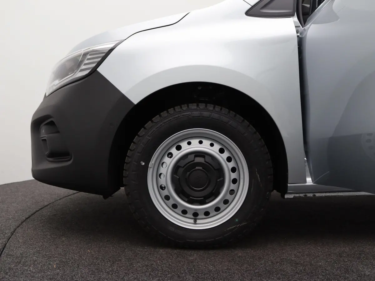 GB L2 E-Tech electric 120 pk advance | Navigatie | Parkeersensoren |