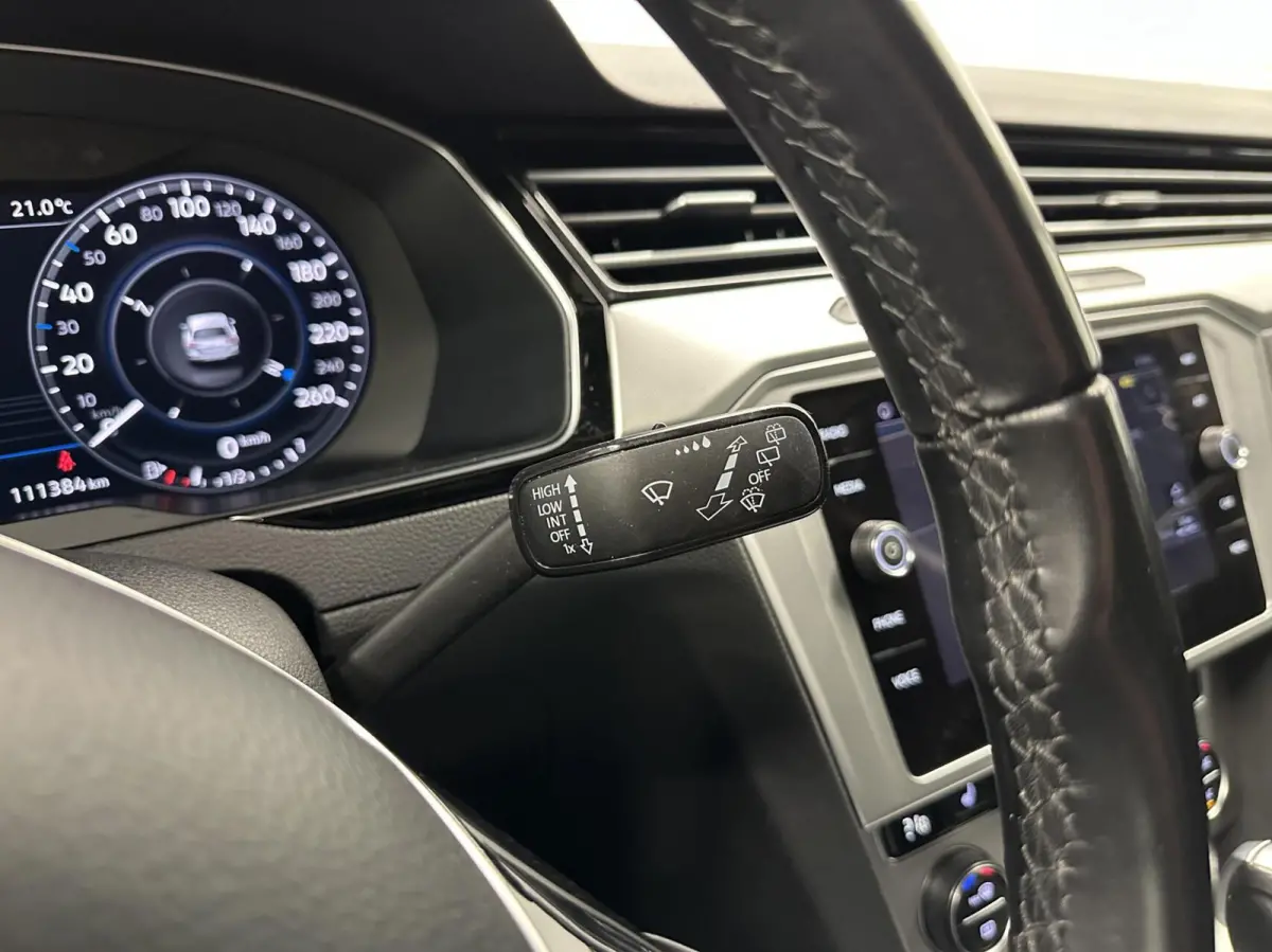 1.5 TSI Highline NAVI CARPLAY CRUISE LM ECC.