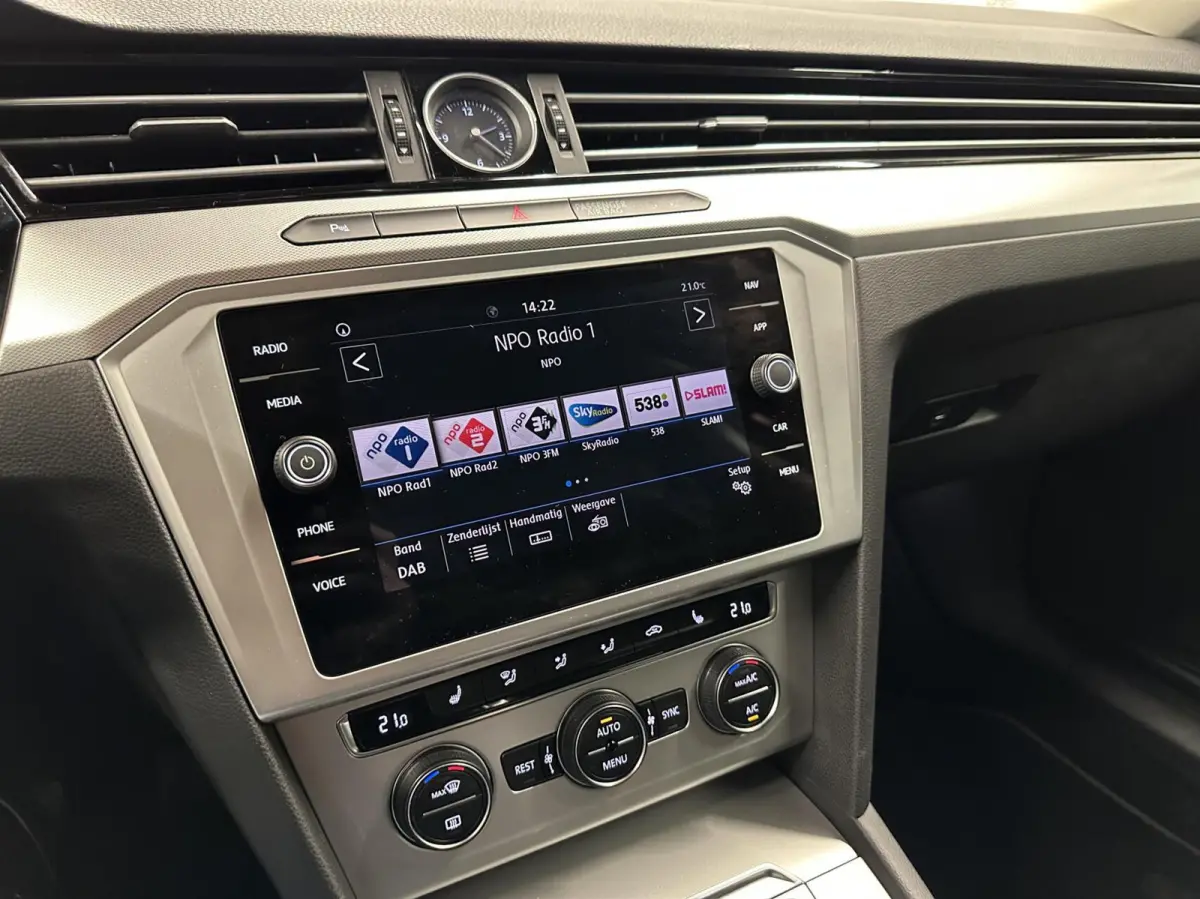 1.5 TSI Highline NAVI CARPLAY CRUISE LM ECC.