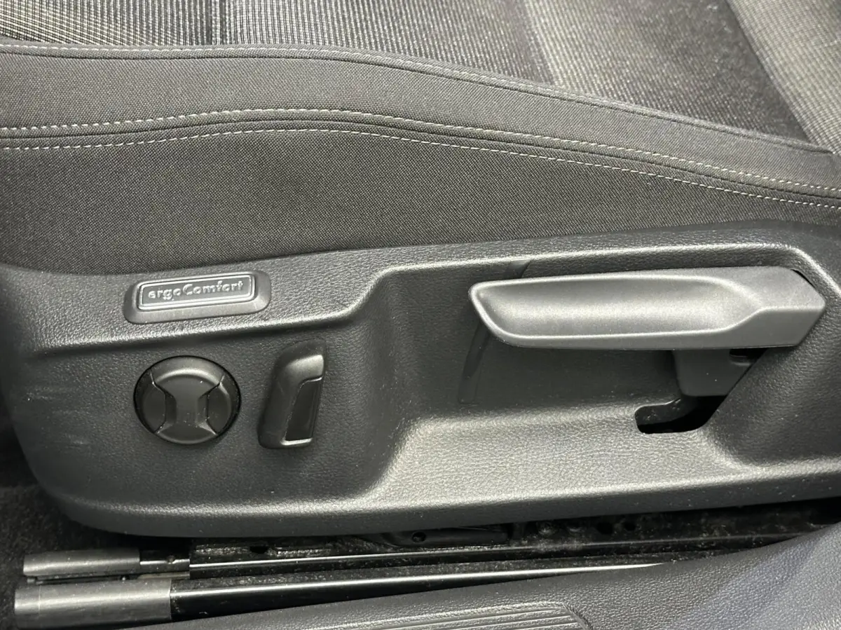 1.5 TSI Highline NAVI CARPLAY CRUISE LM ECC.
