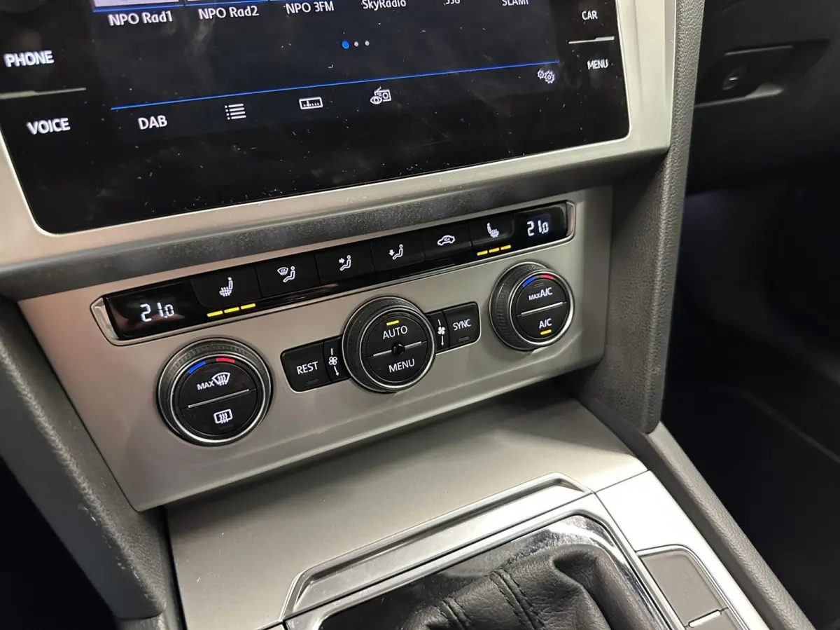 1.5 TSI Highline NAVI CARPLAY CRUISE LM ECC.