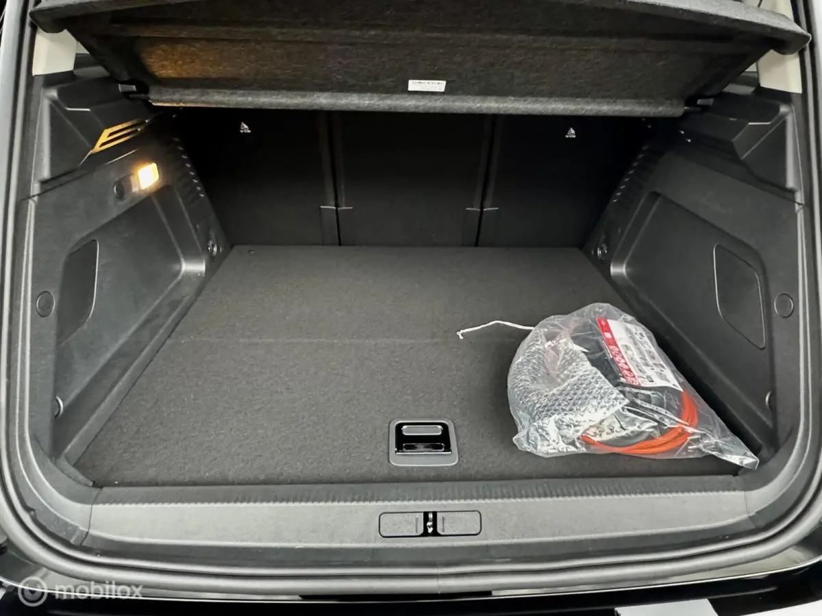 1.6 Plug-in Hybrid 225pk Max
