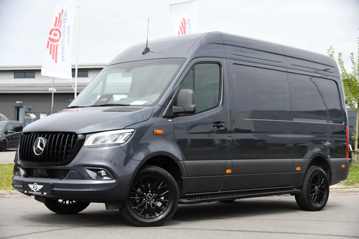 317 1.9 CDI L2H2 Pro AMG Edition Facelift, Camera, Cruise, Carplay, Stoelverwarming, LED, 170pk, Geveerde stoel, Mbux, Automaat,