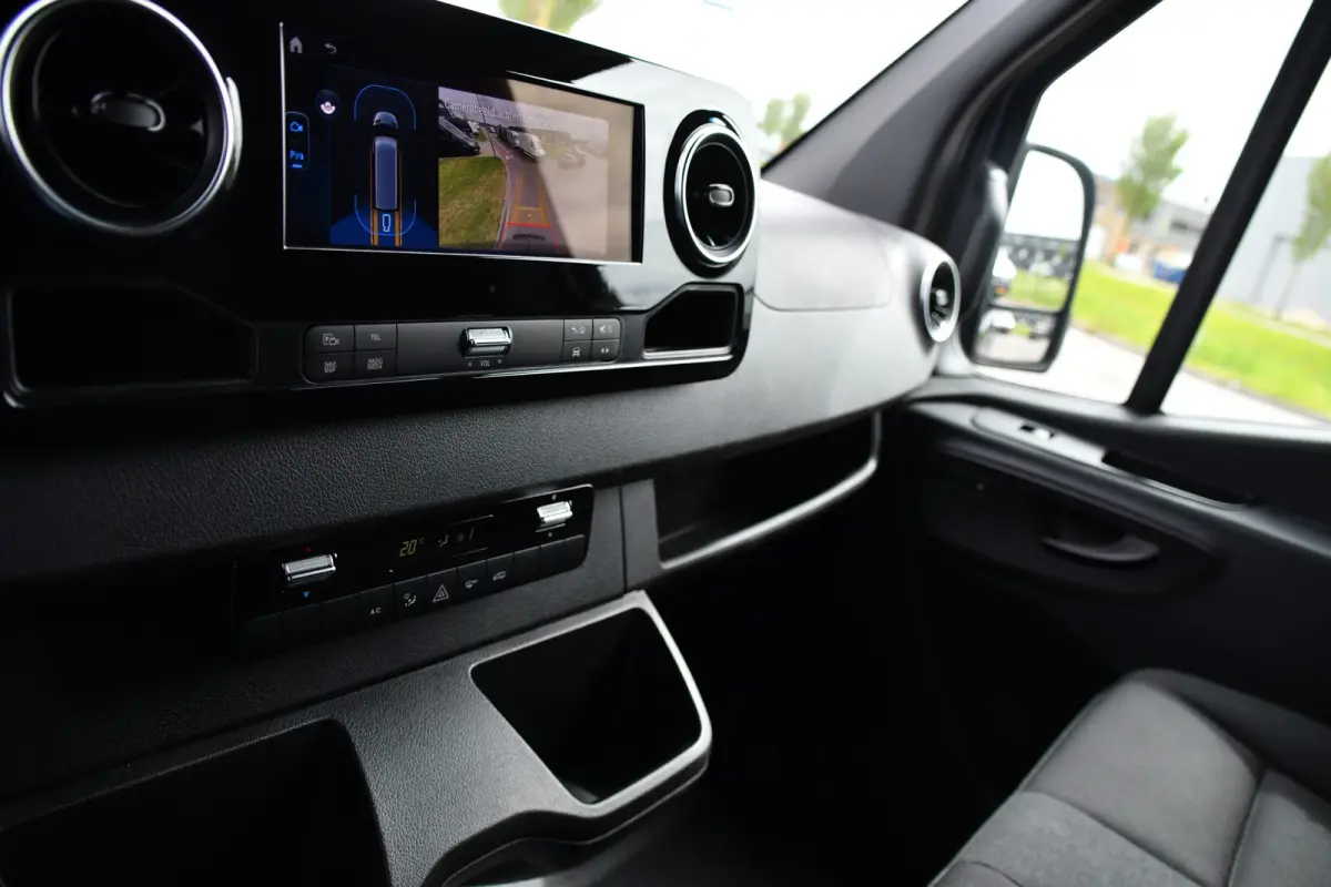 317 1.9 CDI L2H2 Pro AMG Edition Facelift, Camera, Cruise, Carplay, Stoelverwarming, LED, 170pk, Geveerde stoel, Mbux, Automaat,