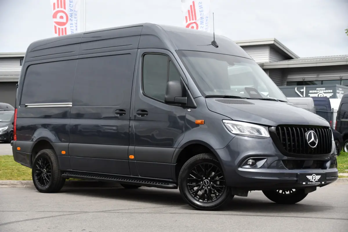 317 1.9 CDI L2H2 Pro AMG Edition Facelift, Camera, Cruise, Carplay, Stoelverwarming, LED, 170pk, Geveerde stoel, Mbux, Automaat,