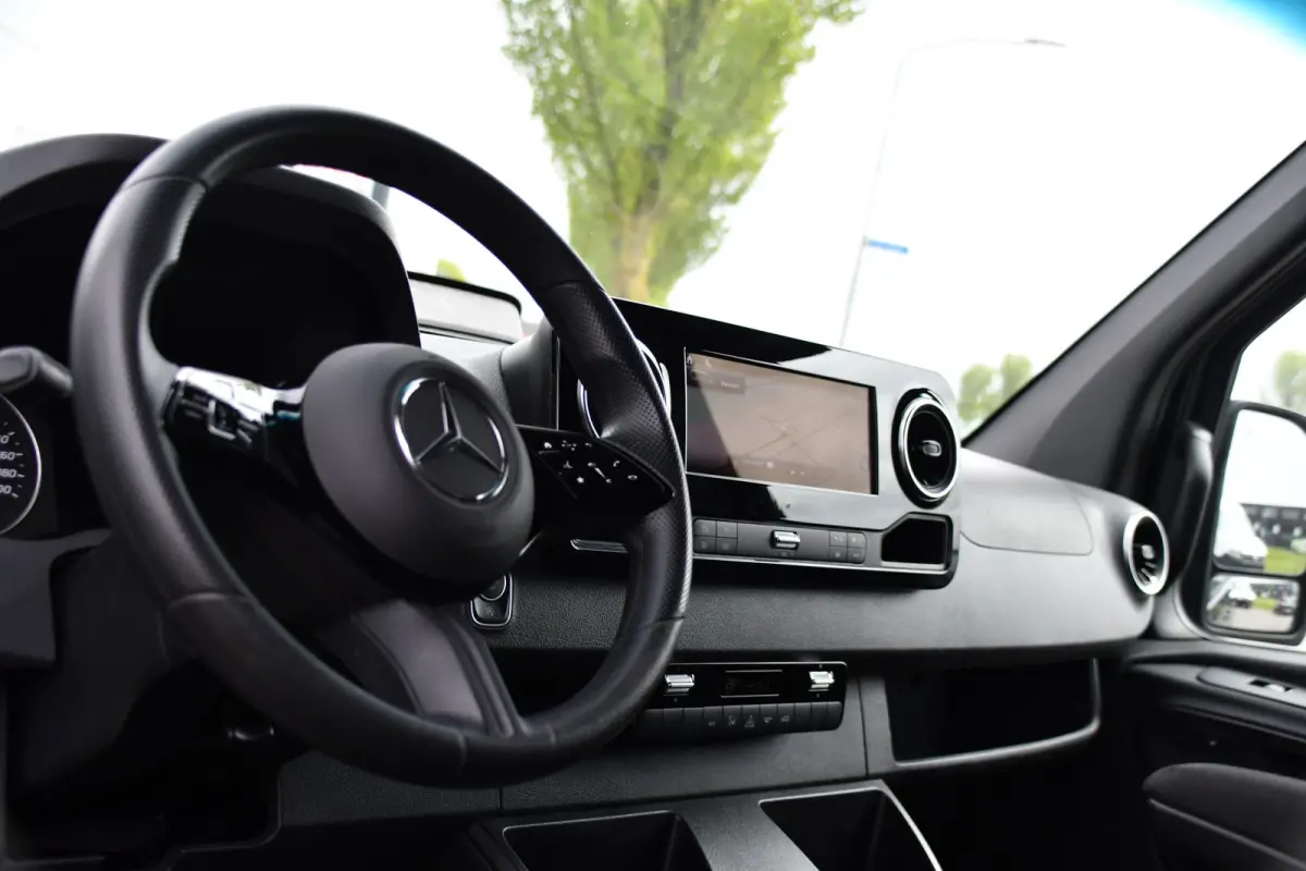 317 1.9 CDI L2H2 Pro AMG Edition Facelift, Camera, Cruise, Carplay, Stoelverwarming, LED, 170pk, Geveerde stoel, Mbux, Automaat,