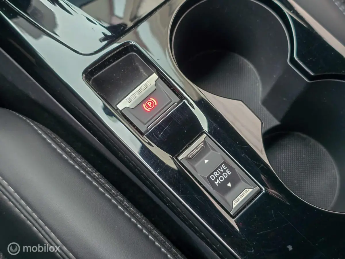 1.2 PureTech GT-Line Carplay Camera 3D scherm