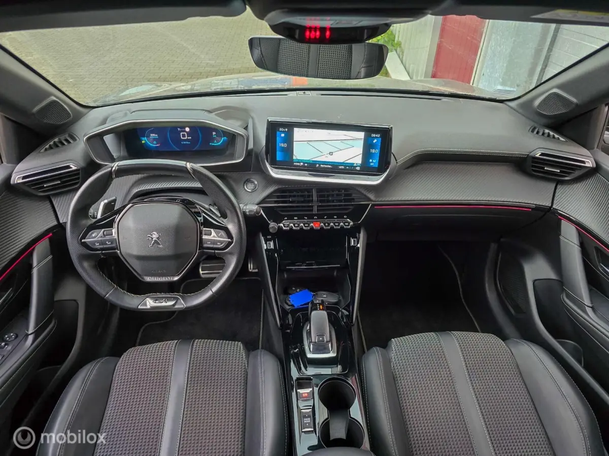 1.2 PureTech GT-Line Carplay Camera 3D scherm