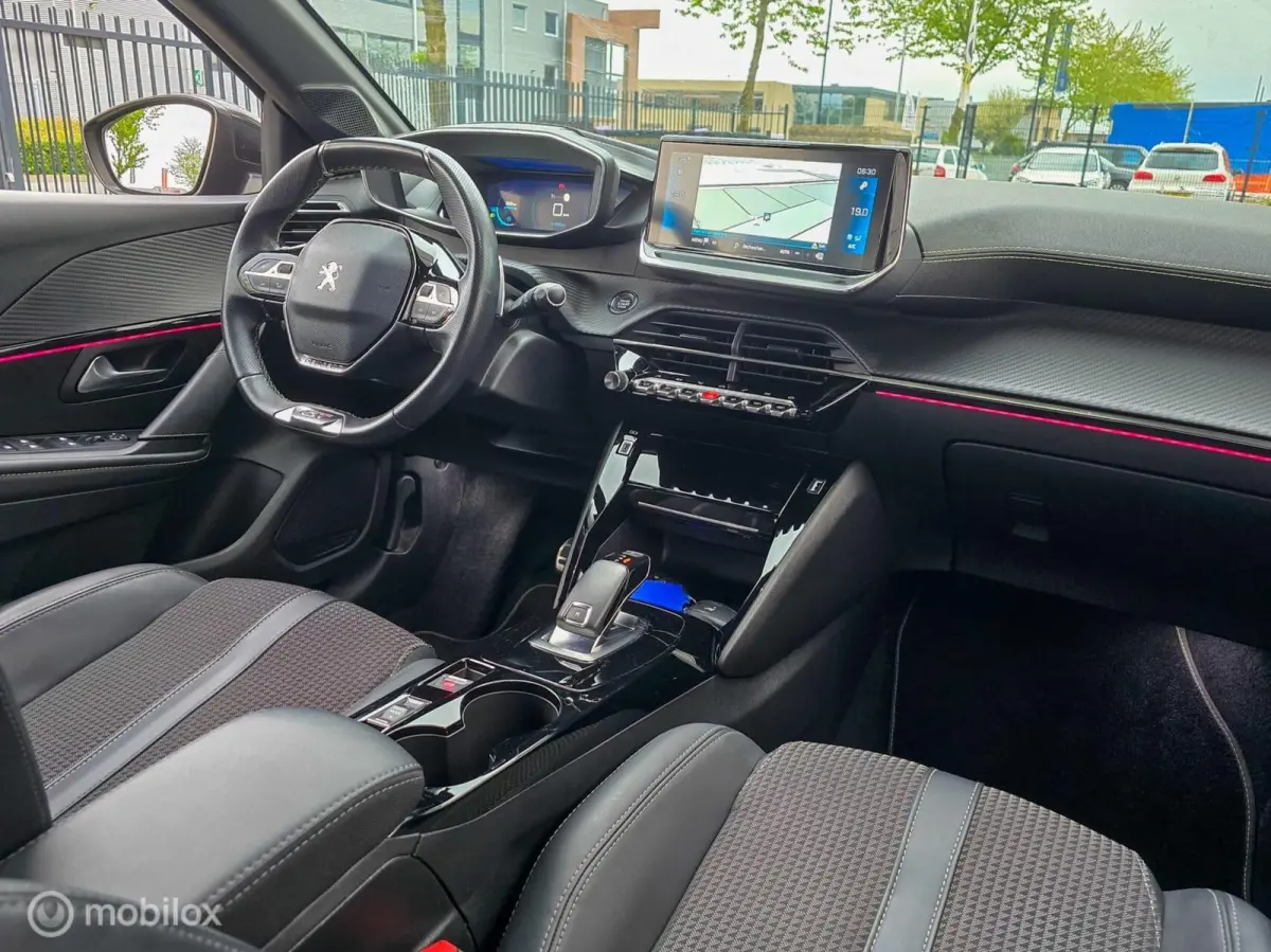 1.2 PureTech GT-Line Carplay Camera 3D scherm