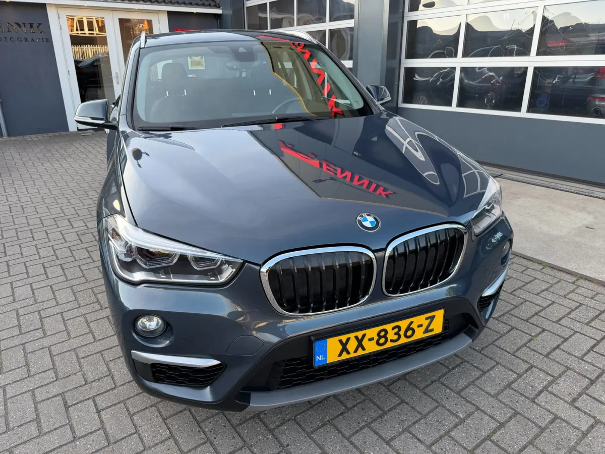 SDrive18i Executive Edition / ACC / Head-Up / Led / Trekhaak / Rijklaar !.