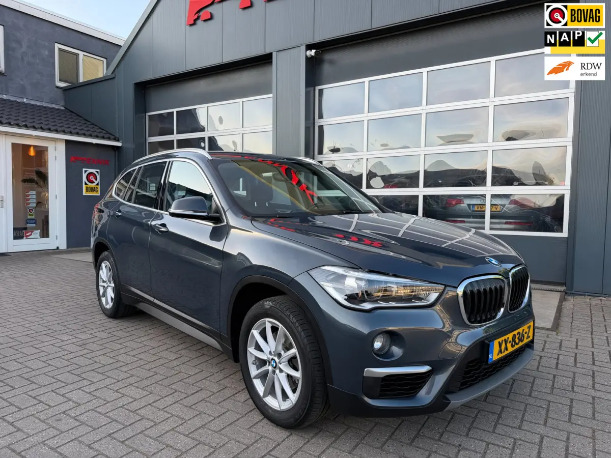 SDrive18i Executive Edition / ACC / Head-Up / Led / Trekhaak / Rijklaar !.