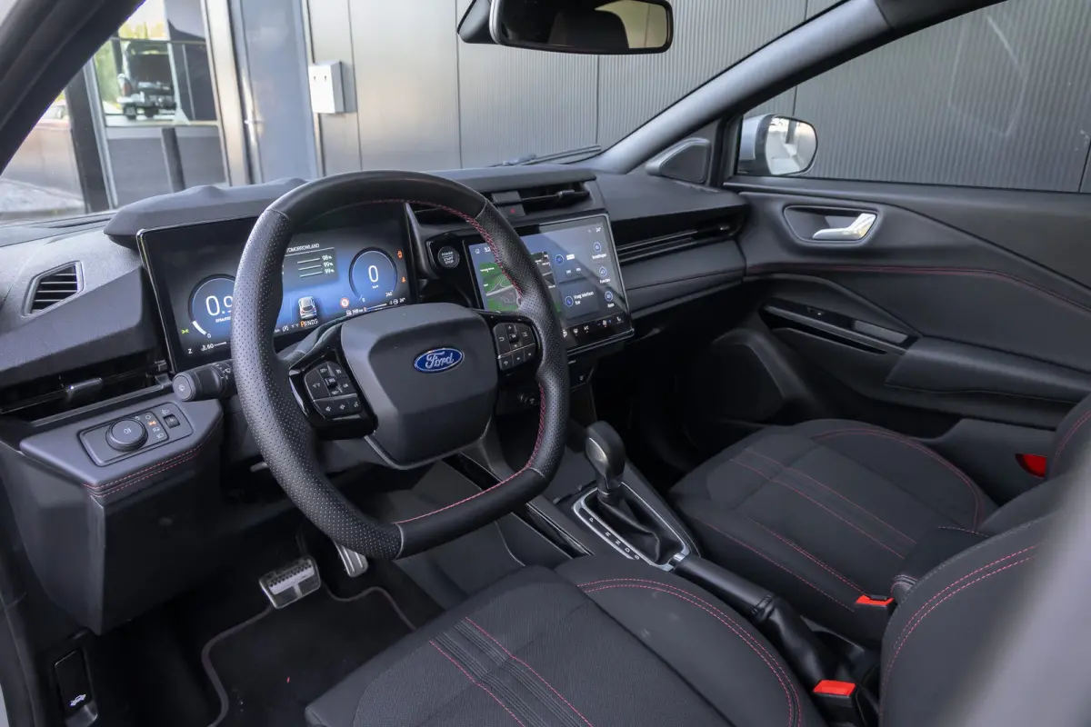 1.0 EcoBoost ST-Line | Automaat | Camera | Navigatie | Full LED | Winter Pack