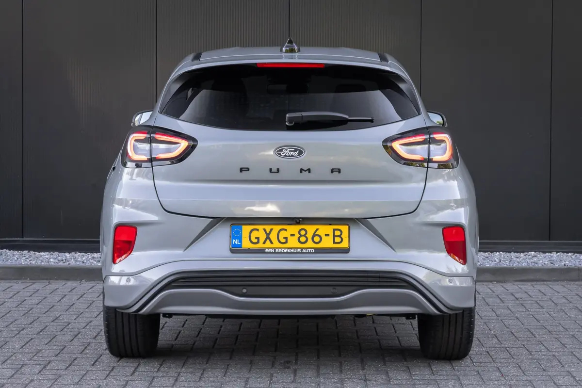 1.0 EcoBoost ST-Line | Automaat | Camera | Navigatie | Full LED | Winter Pack