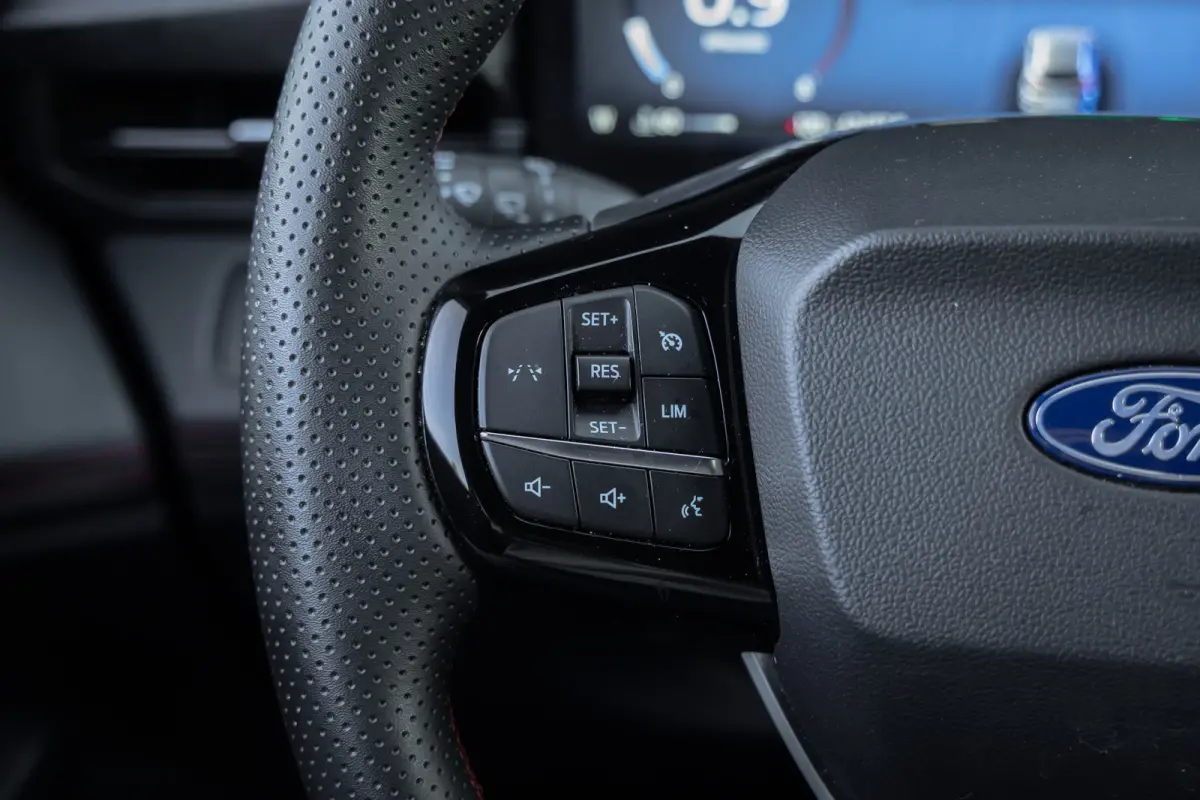1.0 EcoBoost ST-Line | Automaat | Camera | Navigatie | Full LED | Winter Pack