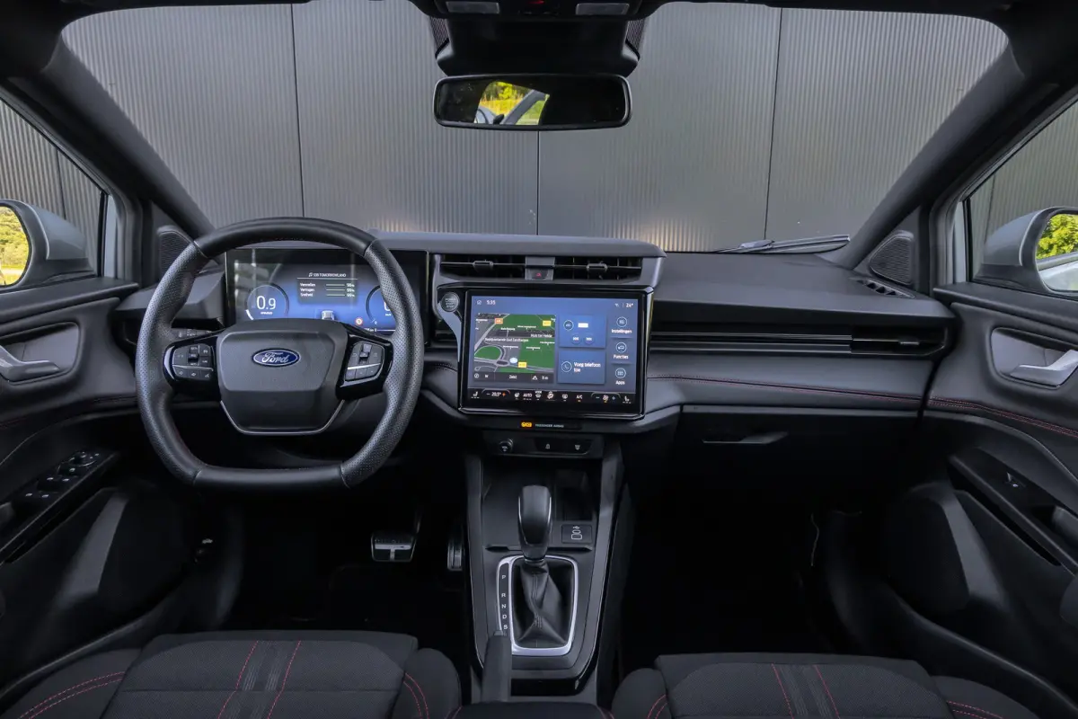 1.0 EcoBoost ST-Line | Automaat | Camera | Navigatie | Full LED | Winter Pack