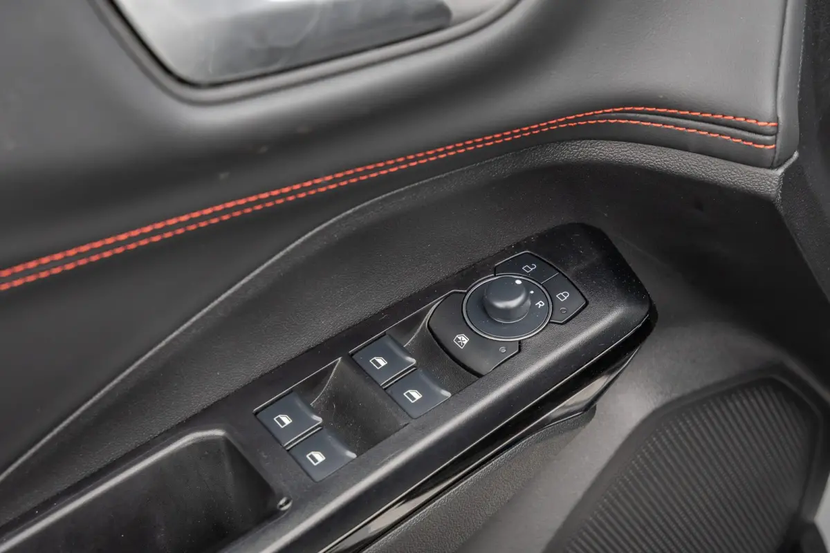 1.0 EcoBoost ST-Line | Automaat | Camera | Navigatie | Full LED | Winter Pack