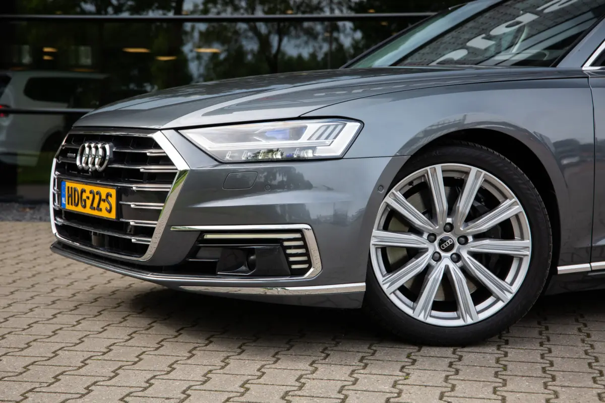 60 TFSI e quattro Lang Pro Line Plus , SoH 94%, Panoramadak, Head-up display, 3D-camera, Laser
