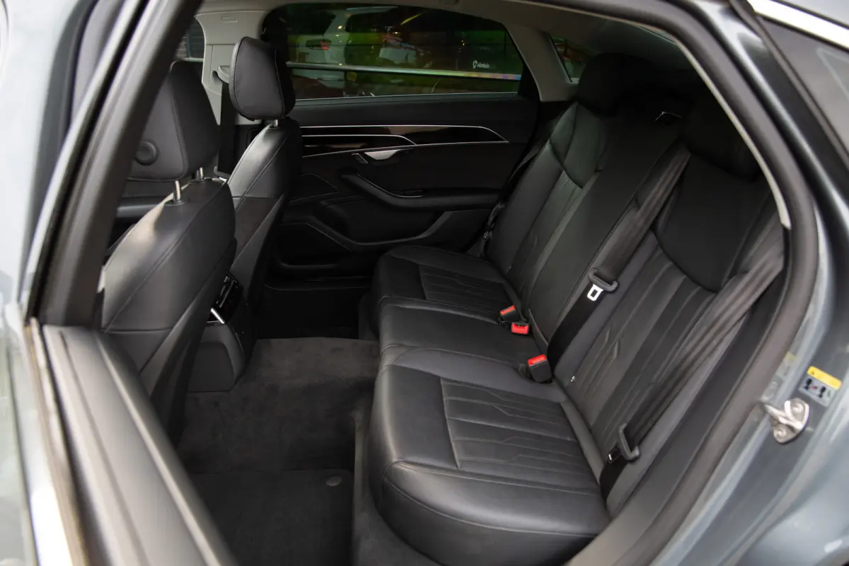 60 TFSI e quattro Lang Pro Line Plus , SoH 94%, Panoramadak, Head-up display, 3D-camera, Laser