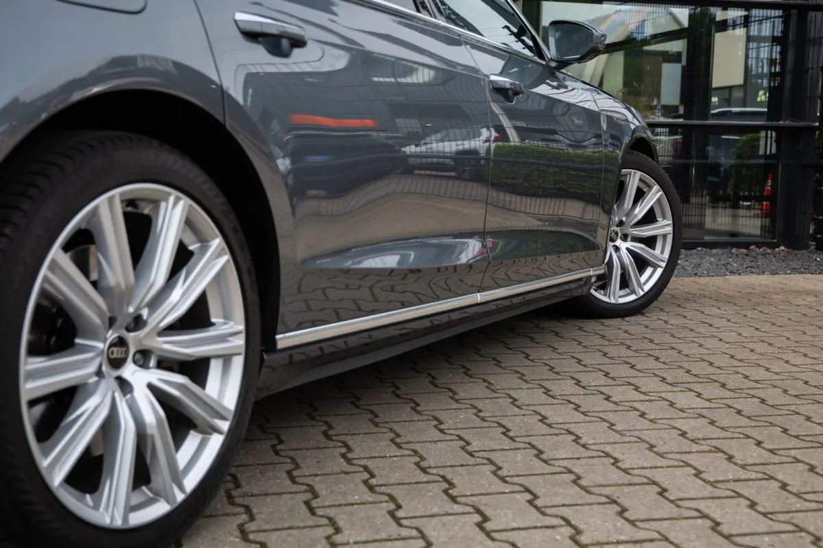 60 TFSI e quattro Lang Pro Line Plus , SoH 94%, Panoramadak, Head-up display, 3D-camera, Laser