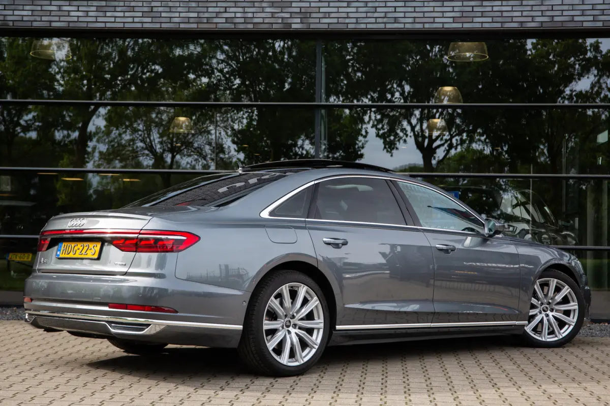 60 TFSI e quattro Lang Pro Line Plus , SoH 94%, Panoramadak, Head-up display, 3D-camera, Laser