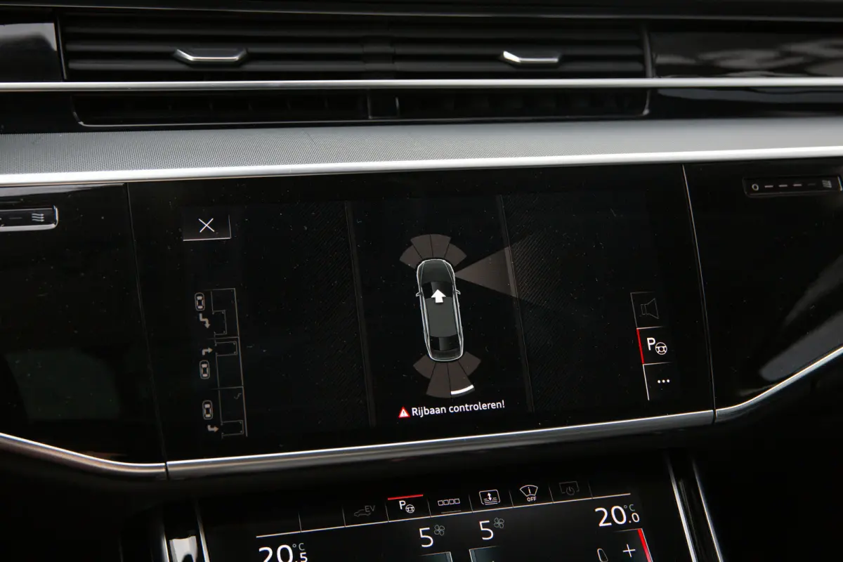 60 TFSI e quattro Lang Pro Line Plus , SoH 94%, Panoramadak, Head-up display, 3D-camera, Laser