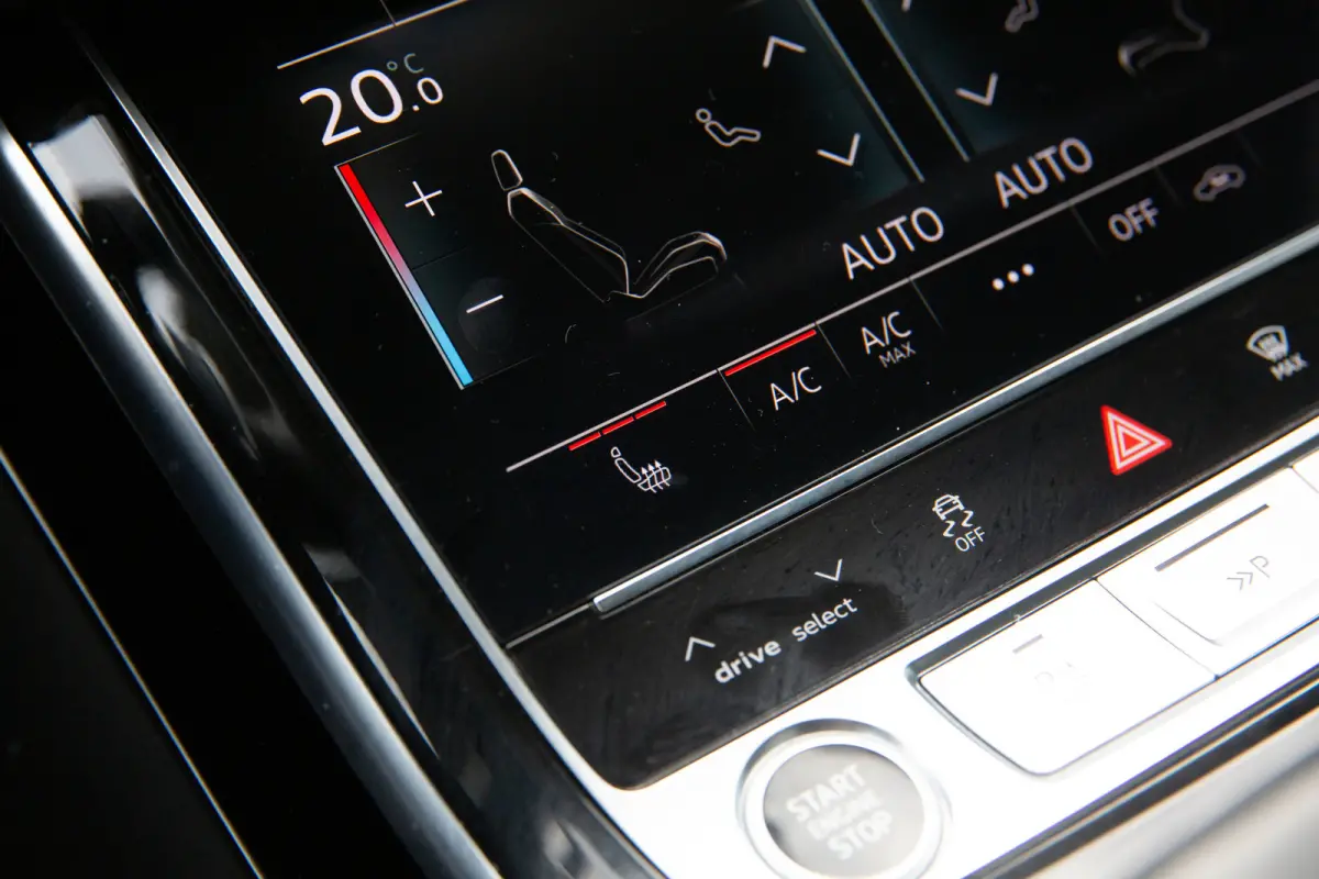 60 TFSI e quattro Lang Pro Line Plus , SoH 94%, Panoramadak, Head-up display, 3D-camera, Laser