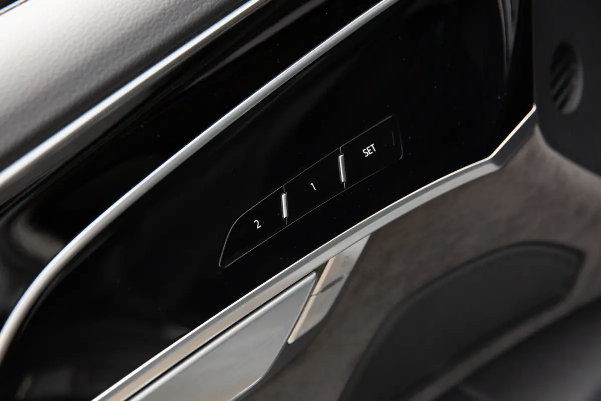 60 TFSI e quattro Lang Pro Line Plus , SoH 94%, Panoramadak, Head-up display, 3D-camera, Laser