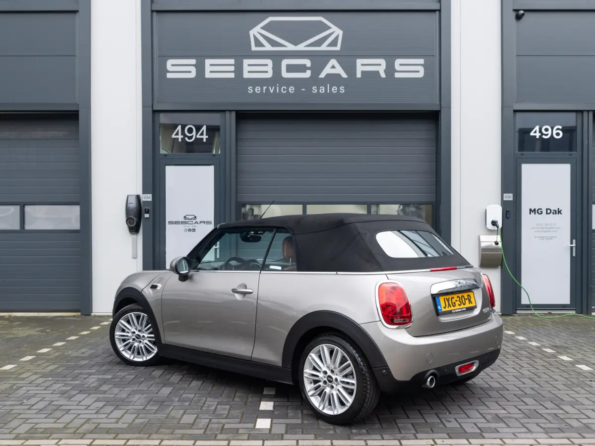Mini 1.5 Chili AUTOMAAT, CHESTER LEDER, SPORTSTOELEN, CARPLAY, STOELVERWARMING, 2020 model