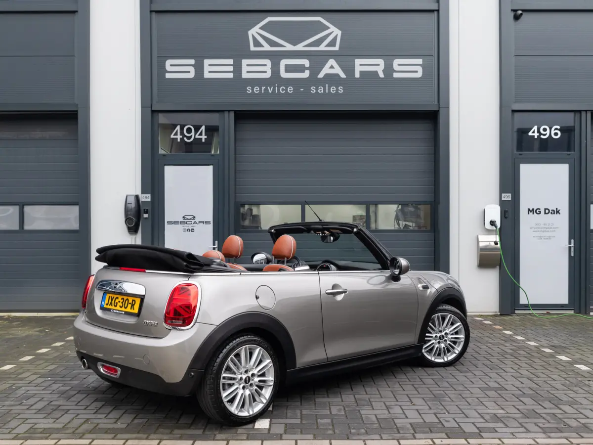 Mini 1.5 Chili AUTOMAAT, CHESTER LEDER, SPORTSTOELEN, CARPLAY, STOELVERWARMING, 2020 model
