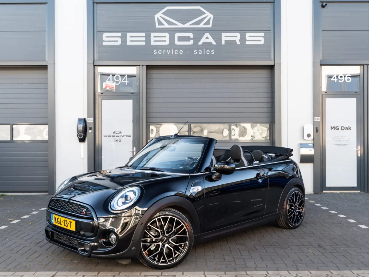 Mini 2.0 S JCW SPORTSTOELEN, 18INCH, ADAPT CRUISE, AUTOMAAT
